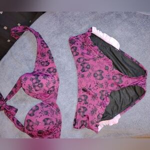 Old Navy Skull Print Purple Bra and Panty Set